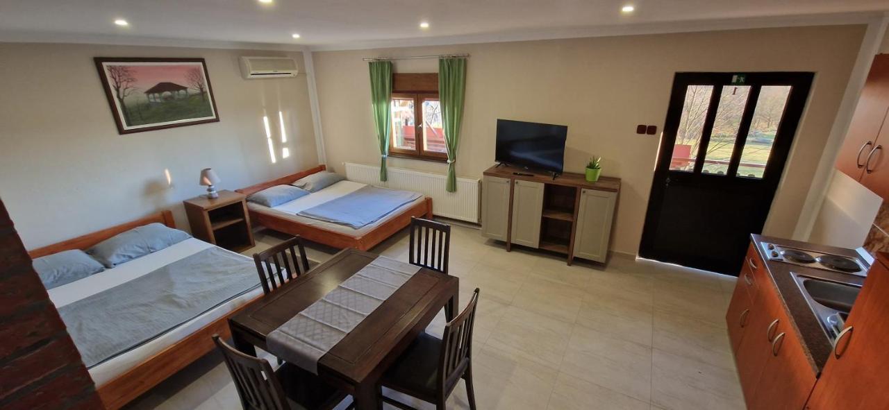 Guest House Blazevic Gornja Gracenica Luaran gambar